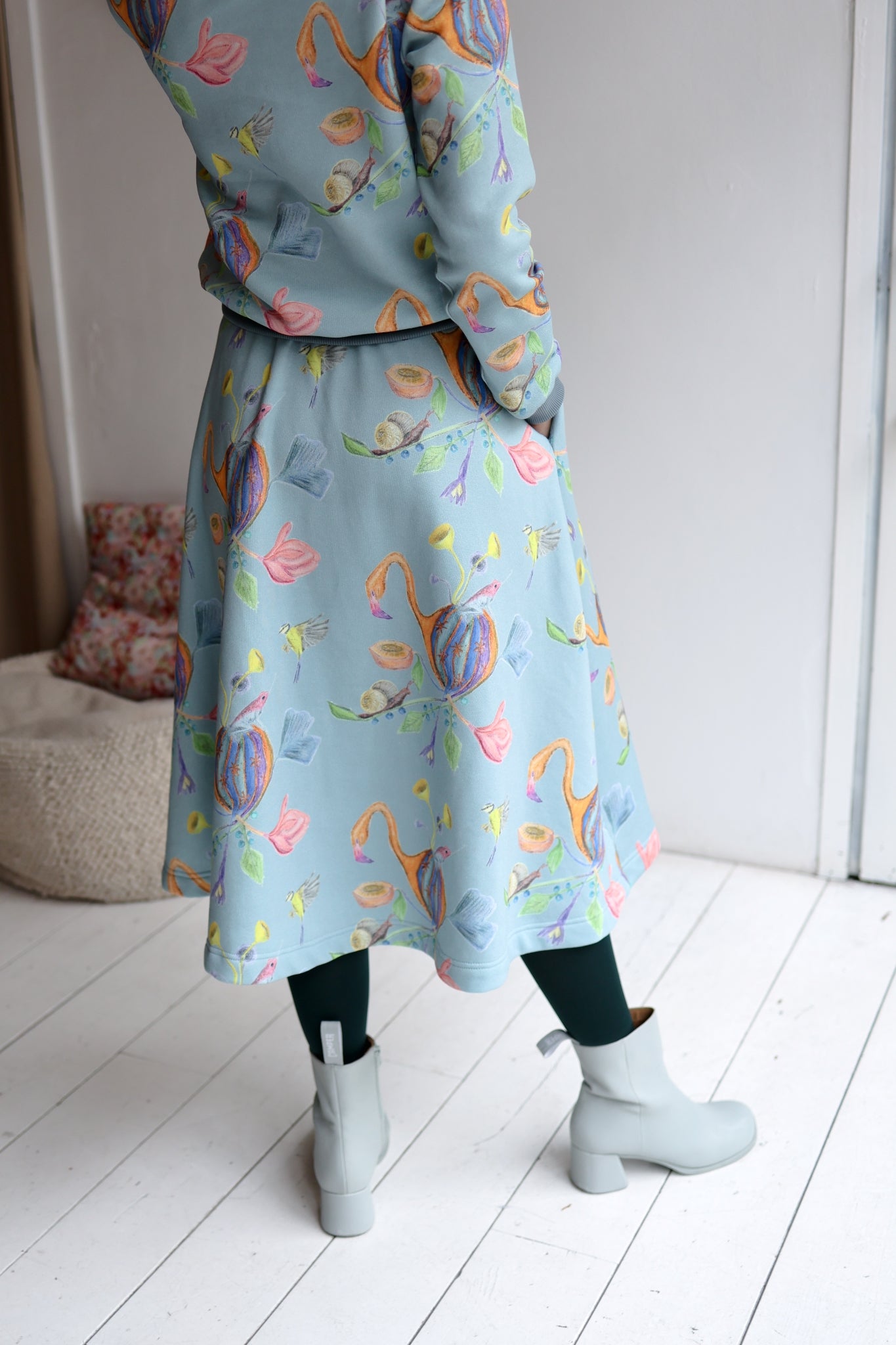 Women organic cotton sweat flared long skirt.