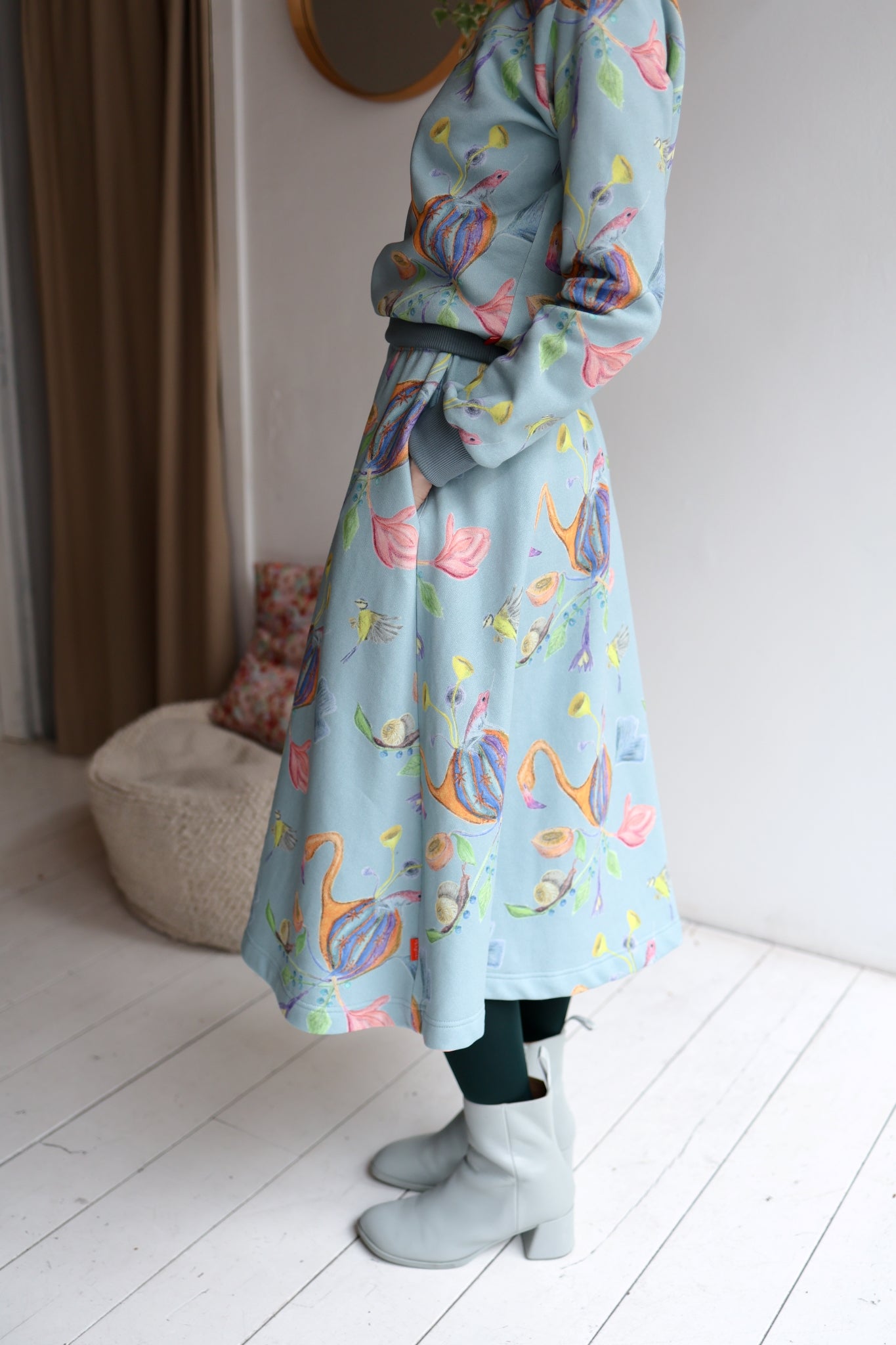 Women organic cotton sweat flared long skirt.