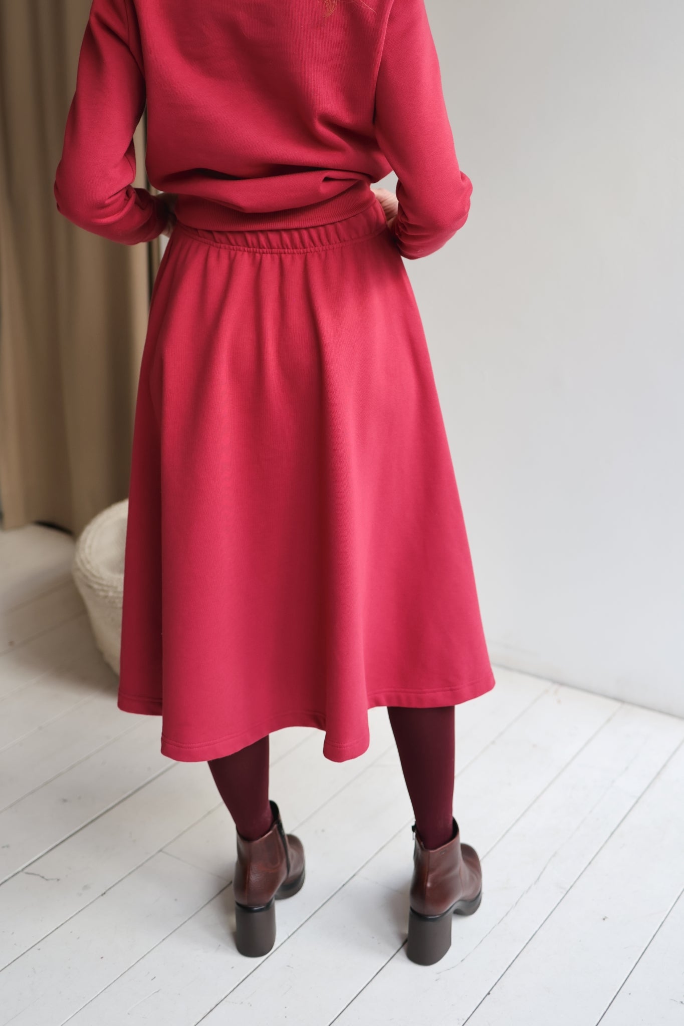 Women organic cotton sweat flared long skirt.