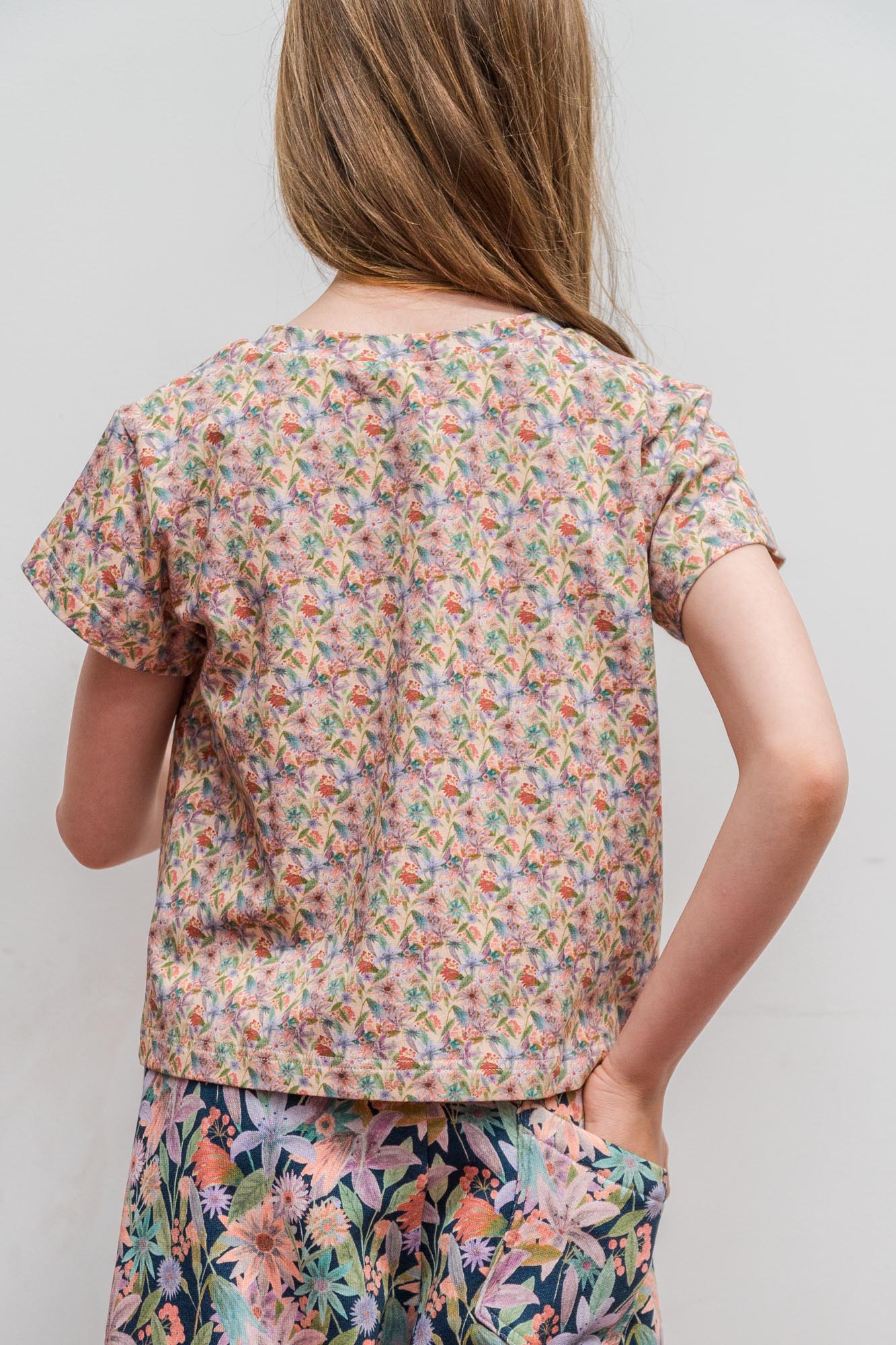 'Flower meadow' Girls T-Shirt | honey