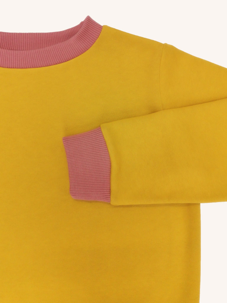 Girlish "Daydreamer" Sweatshirt | golden yellow